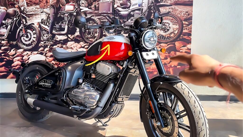 Jawa 42 Bobber